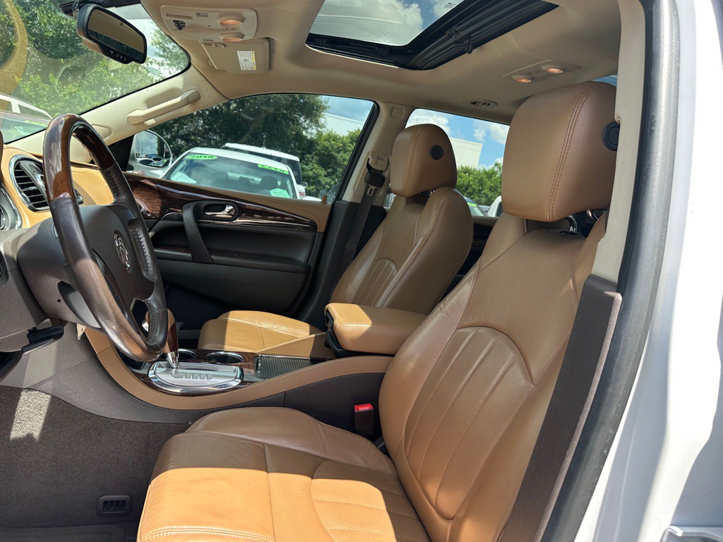 2016 Buick Enclave Image 10