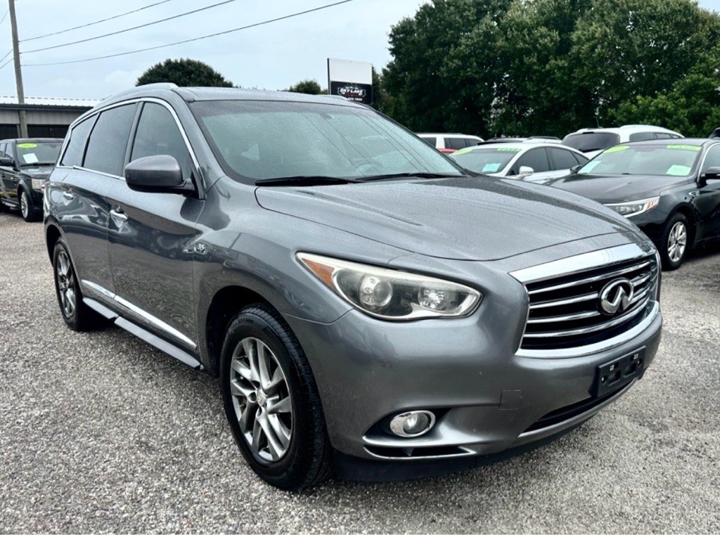 2015 INFINITI