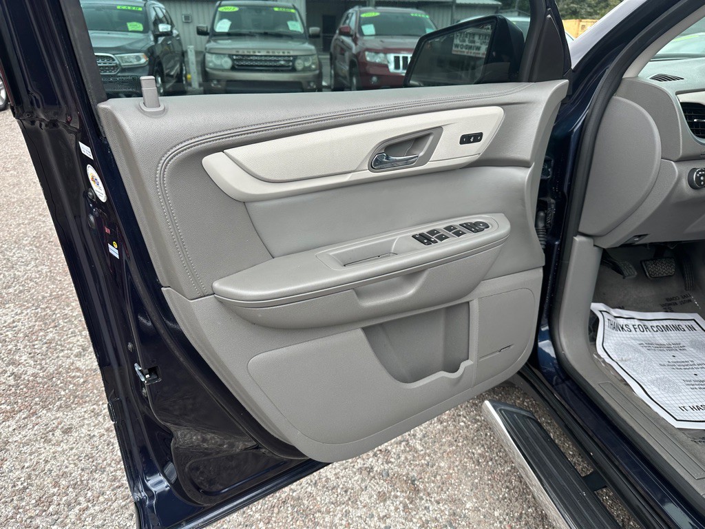 2016 Chevrolet Traverse Image 11