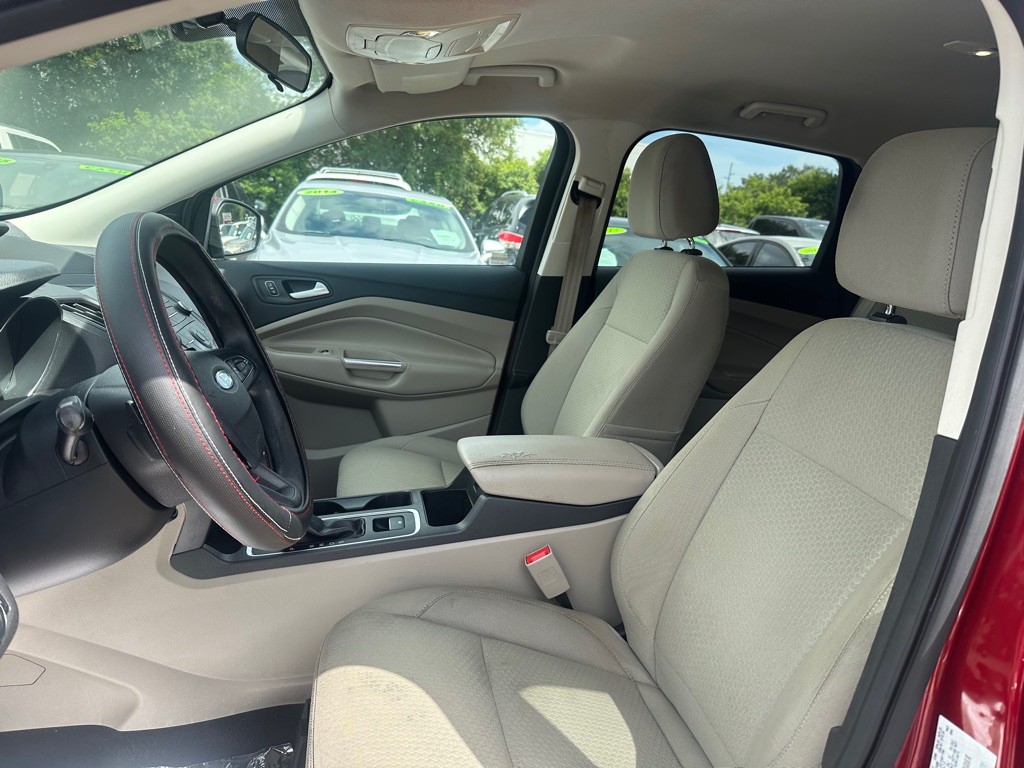 2017 Ford Escape Image 10