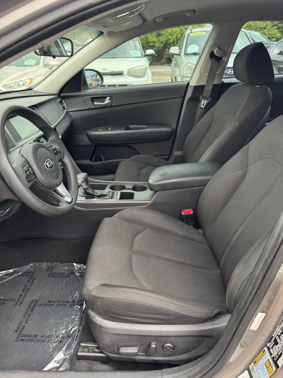 2017 Kia Optima Image 7