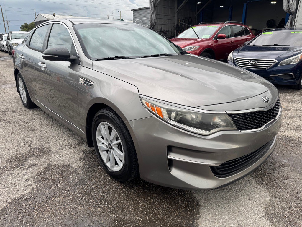 2017 Kia Optima Image 14