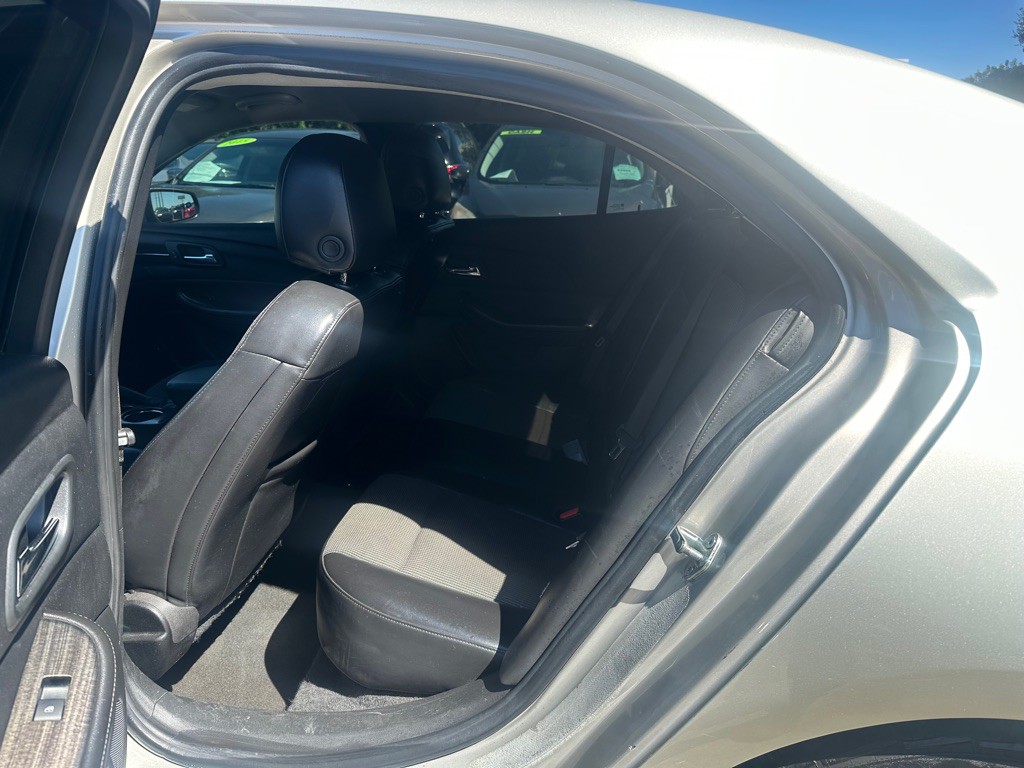 2014 Chevrolet Malibu Image 15