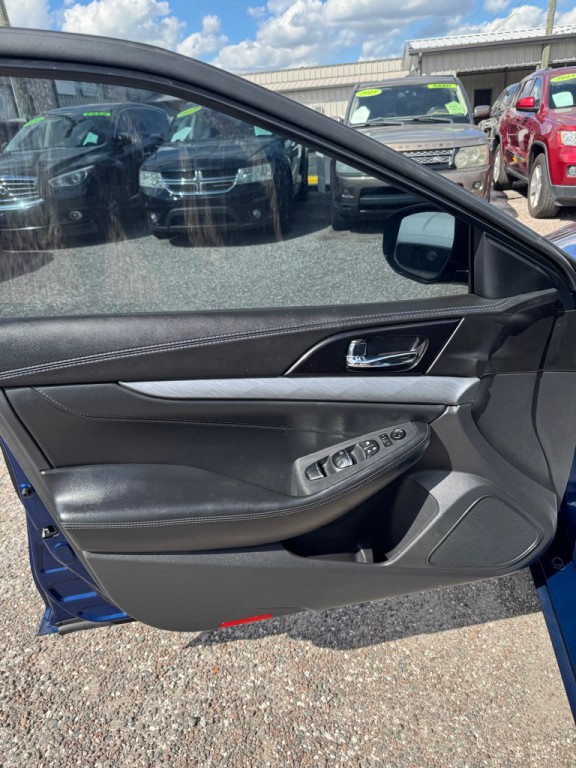 2018 Nissan Maxima Image 13
