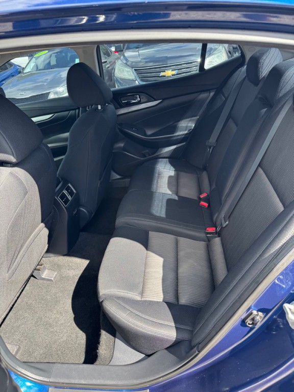 2018 Nissan Maxima Image 14