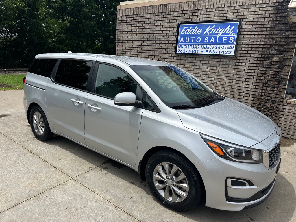 2020 Kia Sedona Image 1