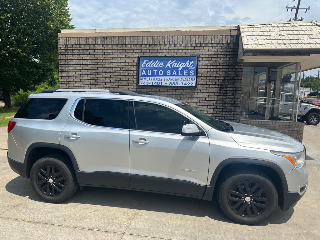 2018 GMC Acadia Image 2