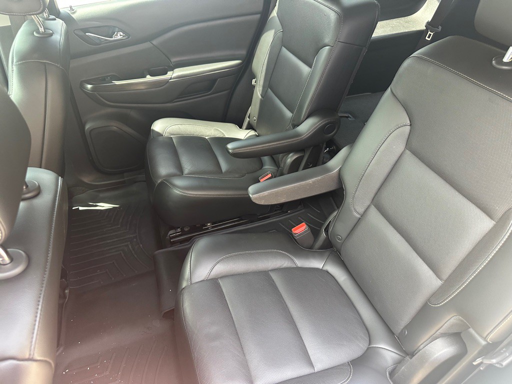 2018 GMC Acadia Image 8