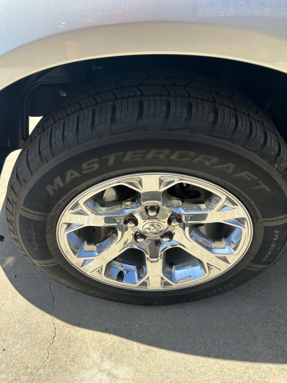 2016 RAM 1500 Image 7