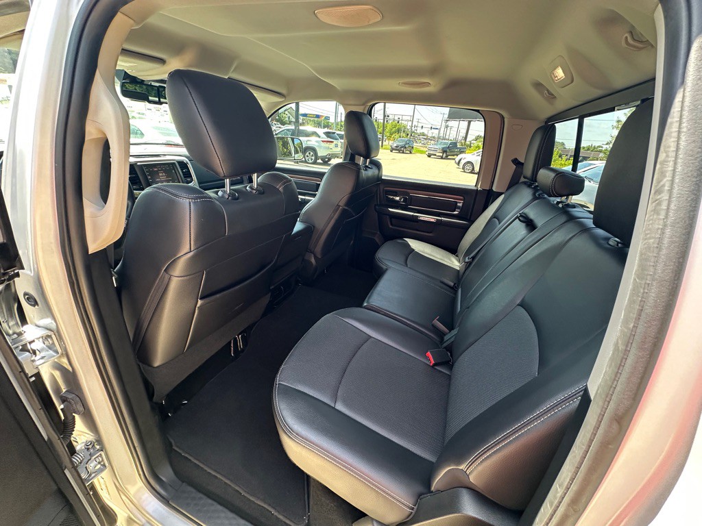 2016 RAM 1500 Image 9