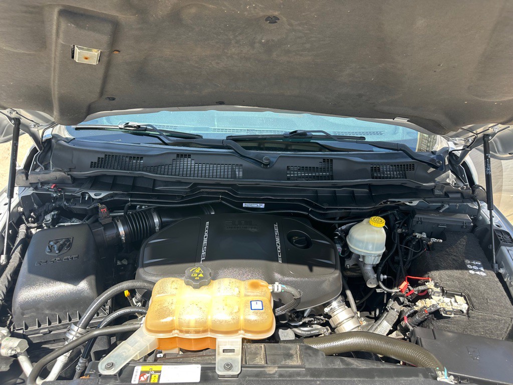 2016 RAM 1500 Image 12