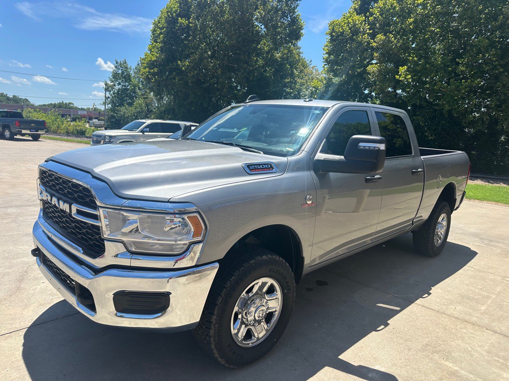 2024 RAM 2500 Image 6