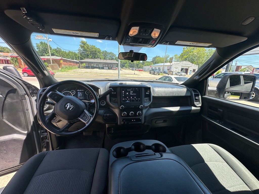 2024 RAM 2500 Image 9