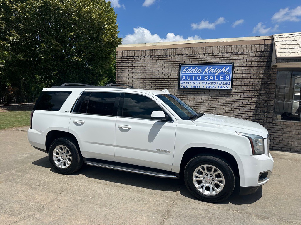 2018 GMC Yukon Image 2