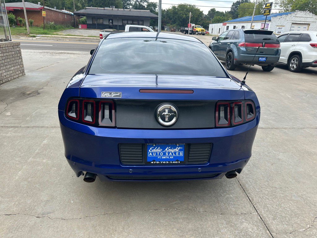 2013 Ford Mustang Image 3