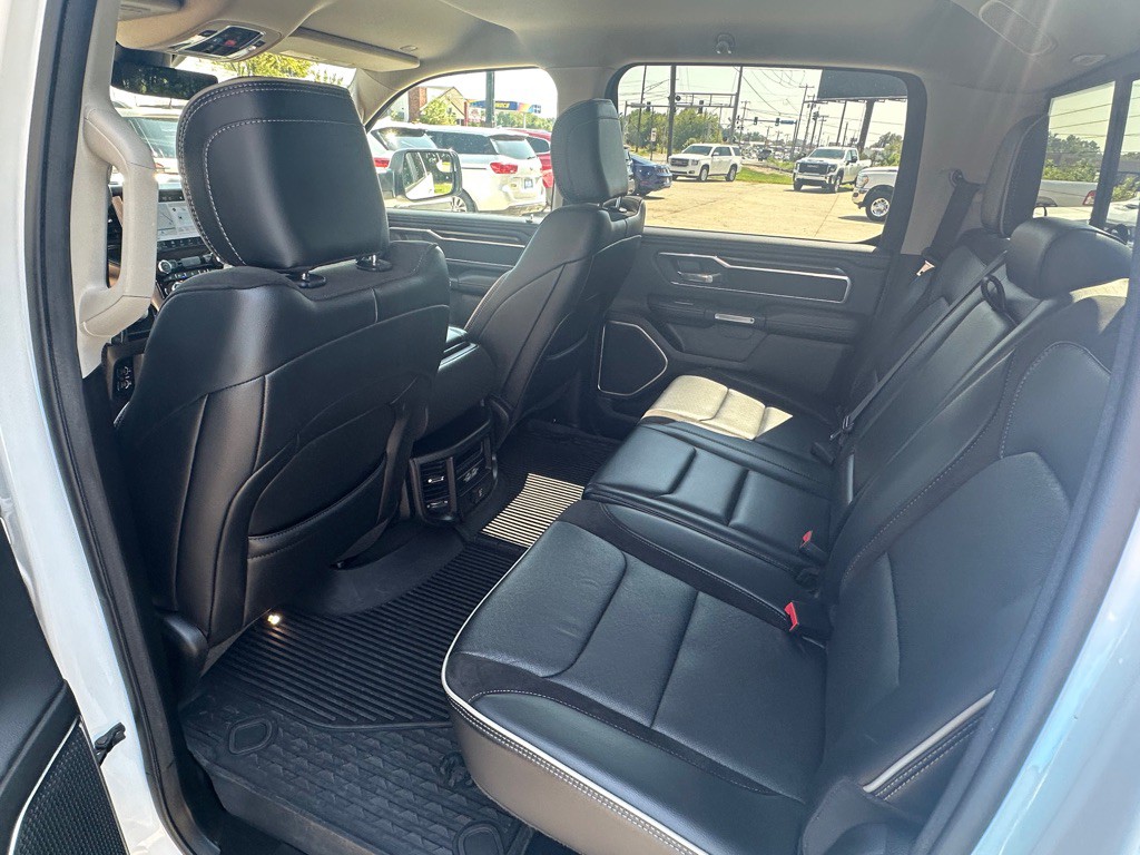 2022 RAM 1500 Image 8