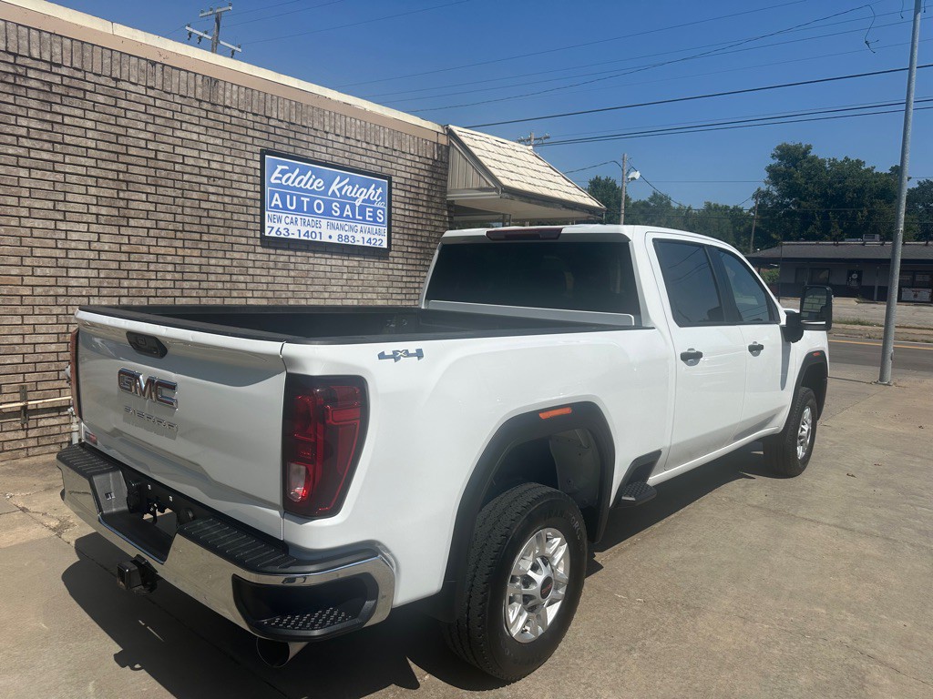 2024 GMC Sierra Image 3