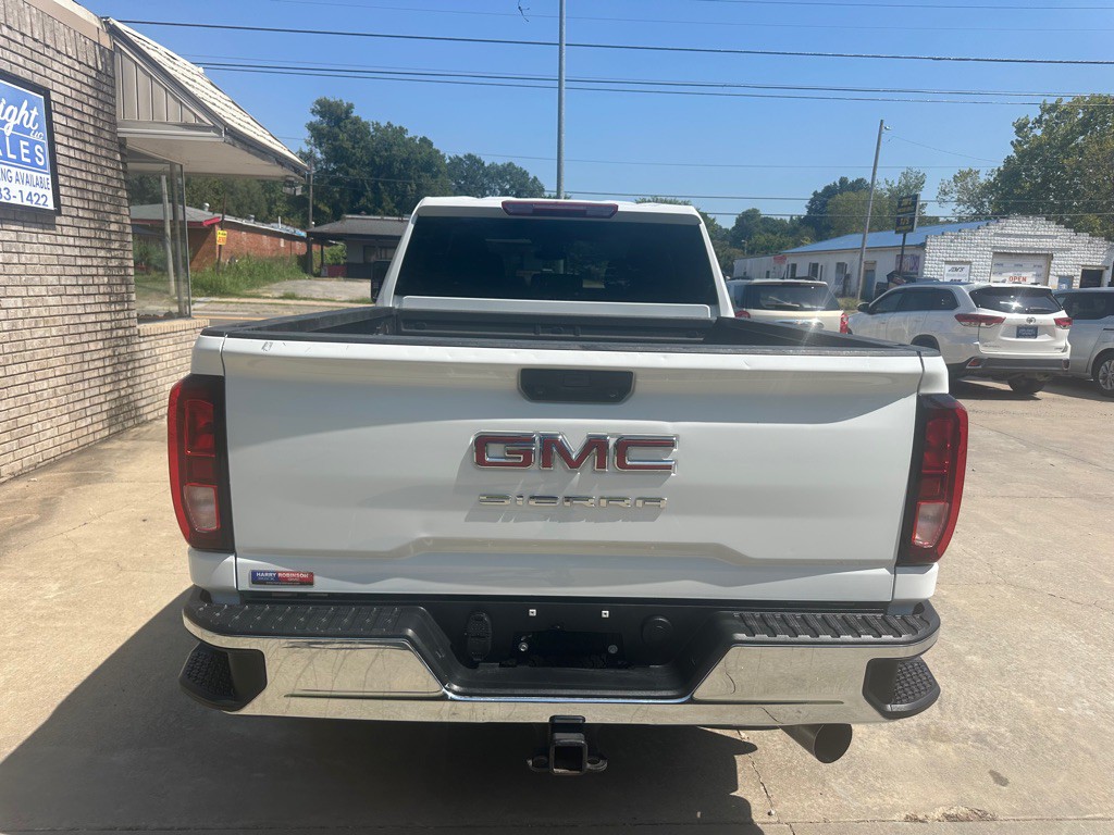 2024 GMC Sierra Image 4