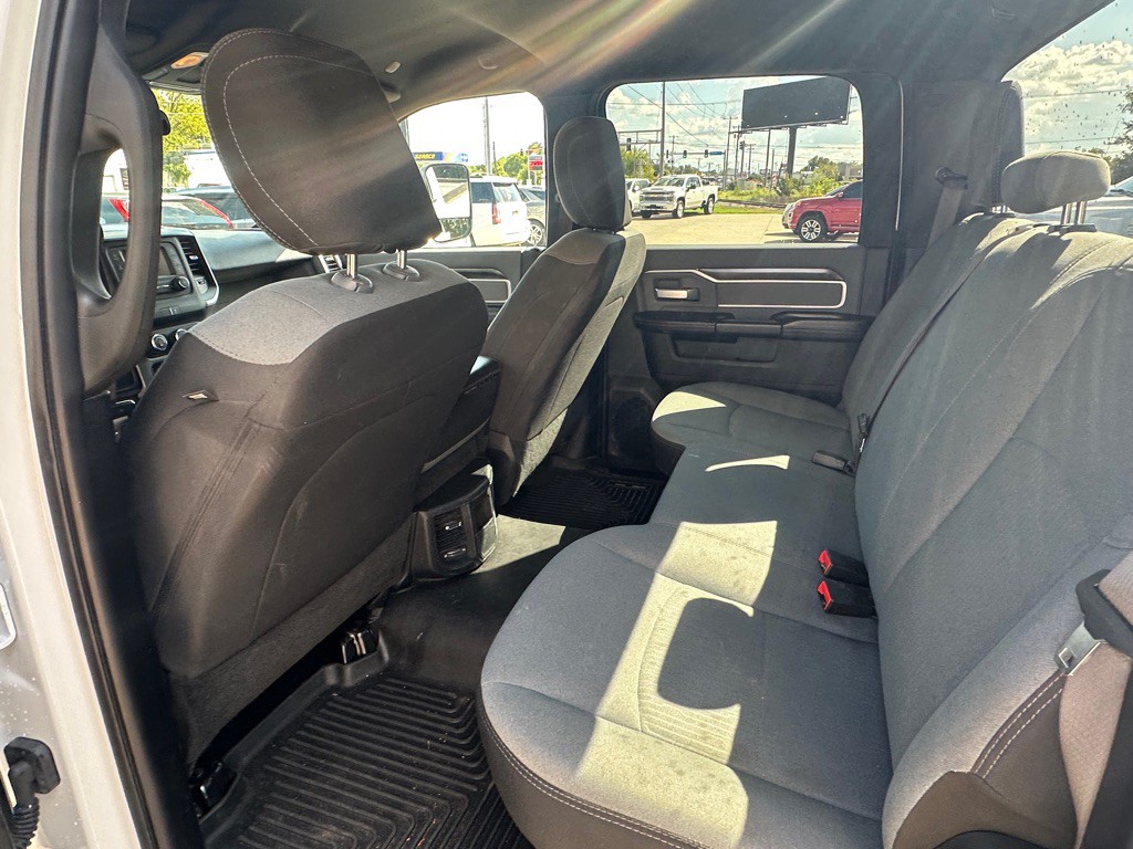 2021 RAM 2500 Image 9