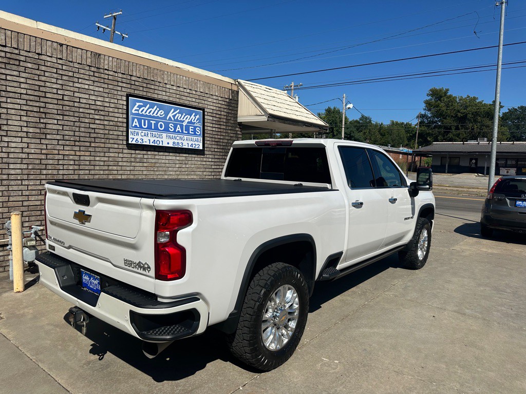 2022 Chevrolet Silverado 1500 Image 3