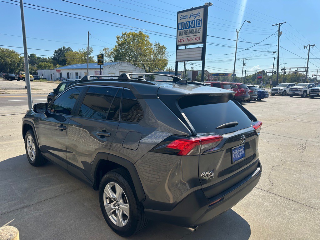 2020 Toyota Rav4 Image 5