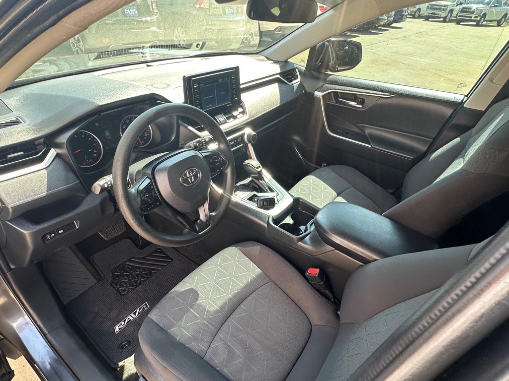 2020 Toyota Rav4 Image 7