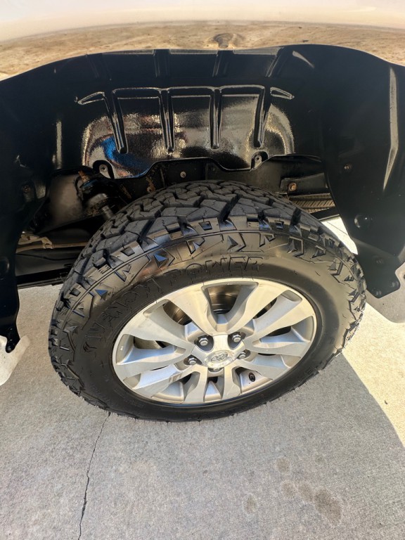 2016 Toyota Tundra Image 11