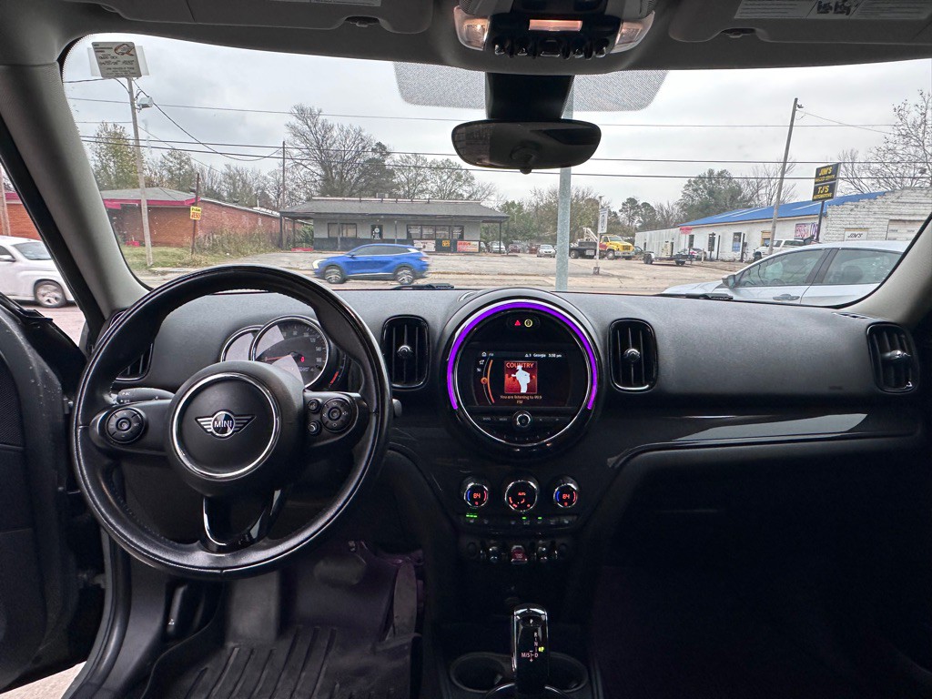 2020 MINI Cooper Image 9