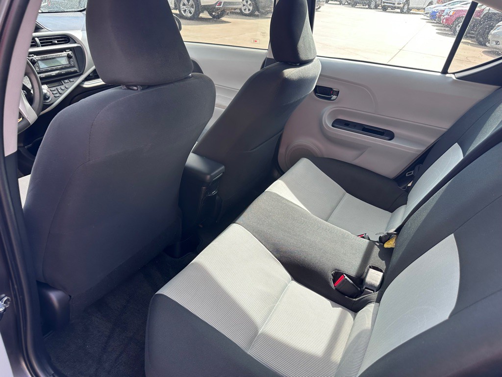 2012 Toyota Prius Image 8