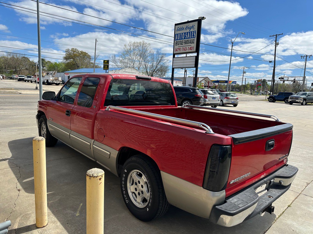 1999 Chevrolet Silverado 1500 Image 3