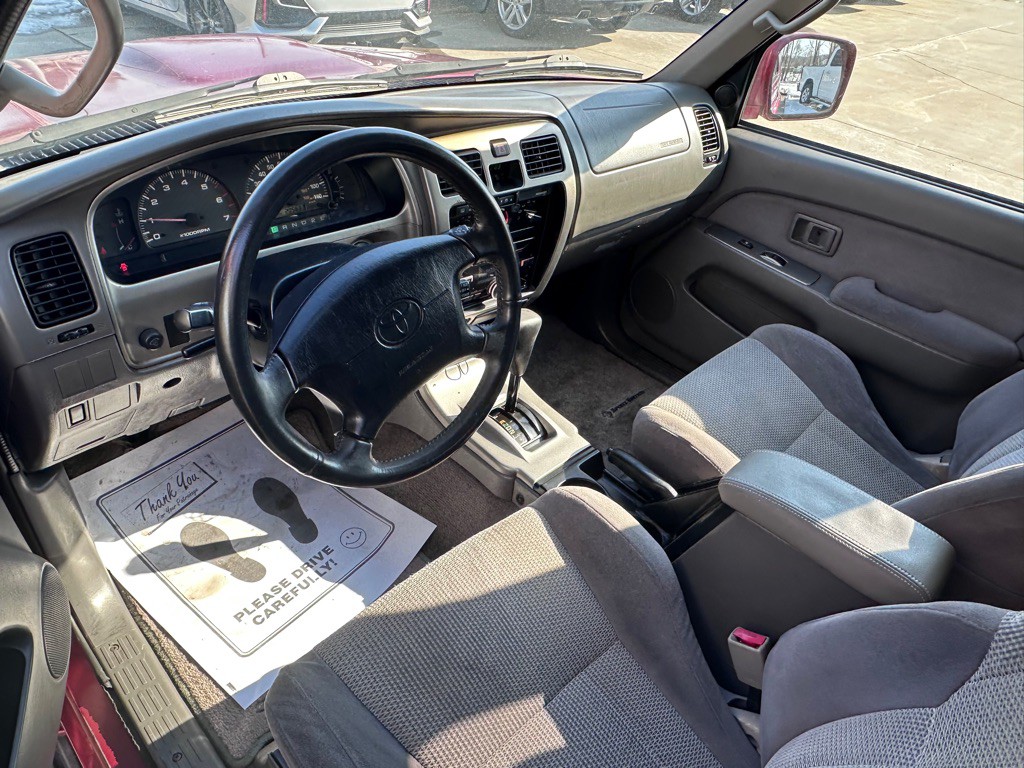 2002 Toyota 4Runner Image 7
