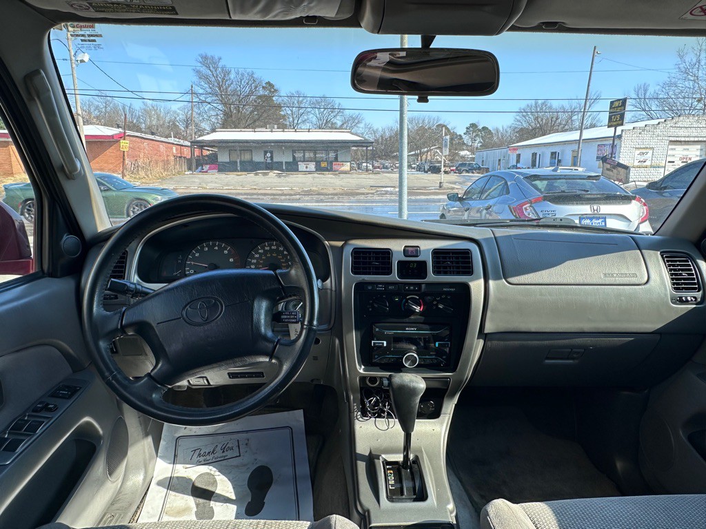 2002 Toyota 4Runner Image 9