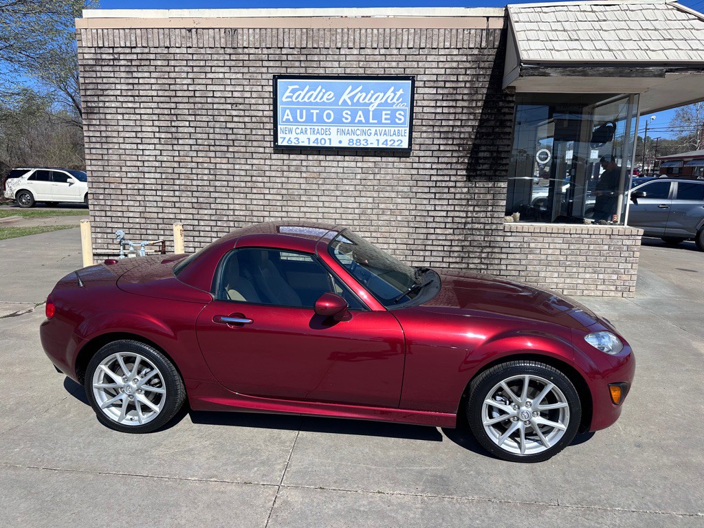 2011 Mazda MX-5 Miata Image 2