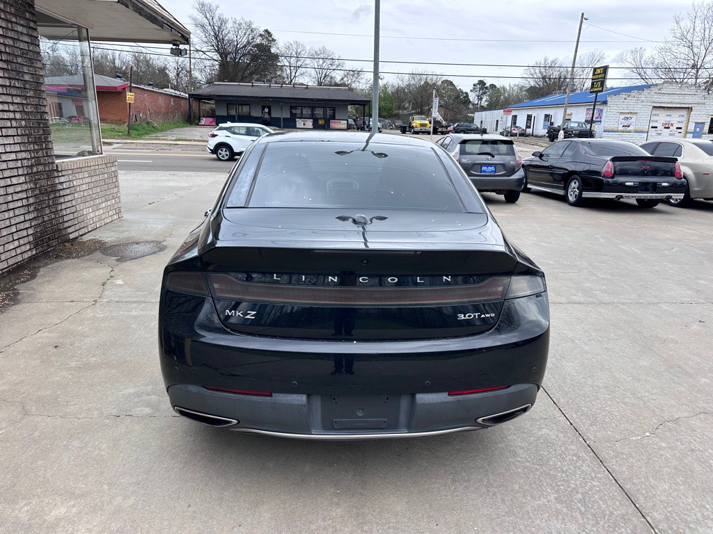 2017 Lincoln MKZ Image 3