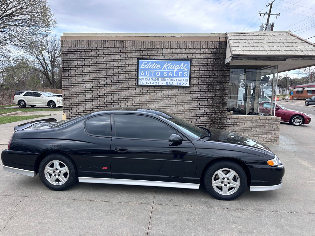 2002 Chevrolet Monte Carlo Image 2