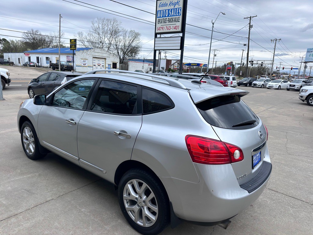 2011 Nissan Rogue Image 5