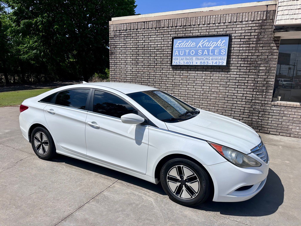 2012 Hyundai Sonata Image 1