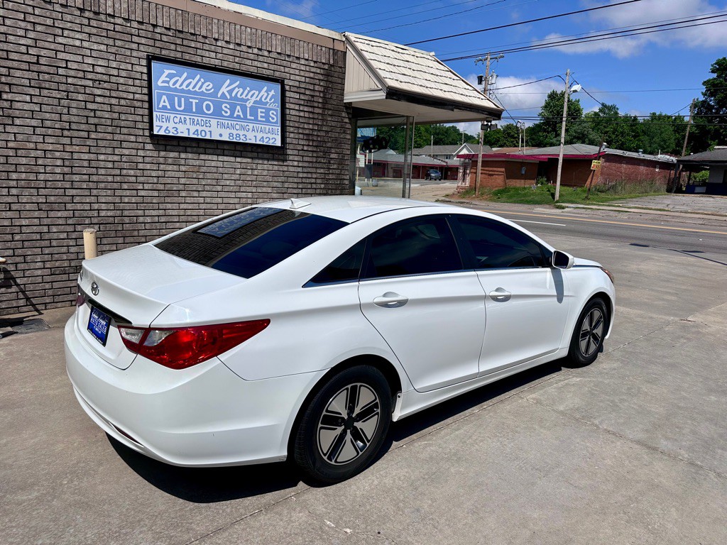2012 Hyundai Sonata Image 3