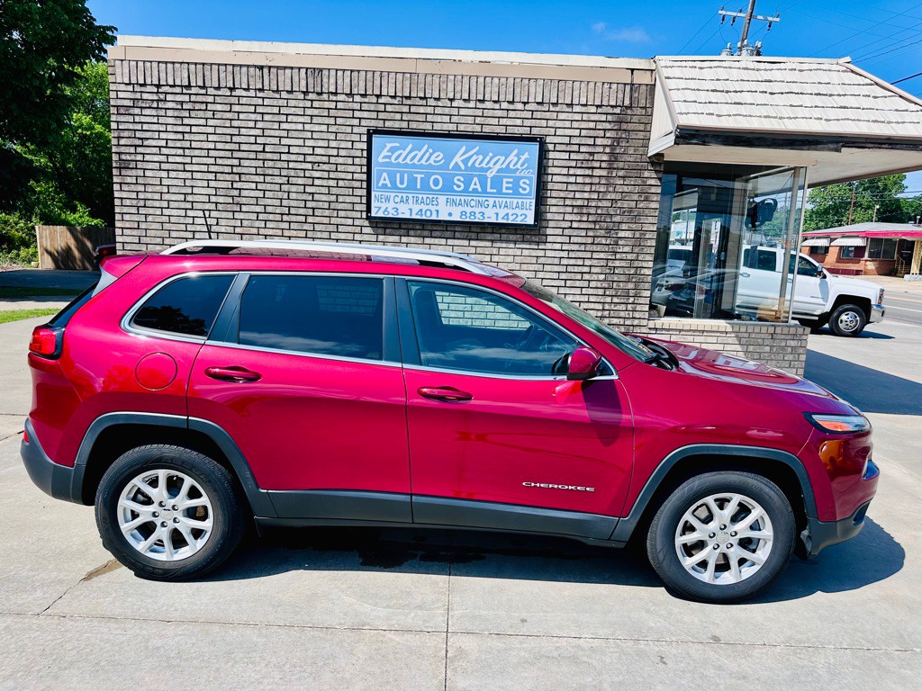 2016 Jeep Cherokee Image 2