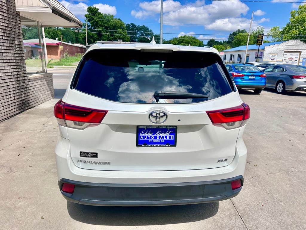 2019 Toyota Highlander Image 4
