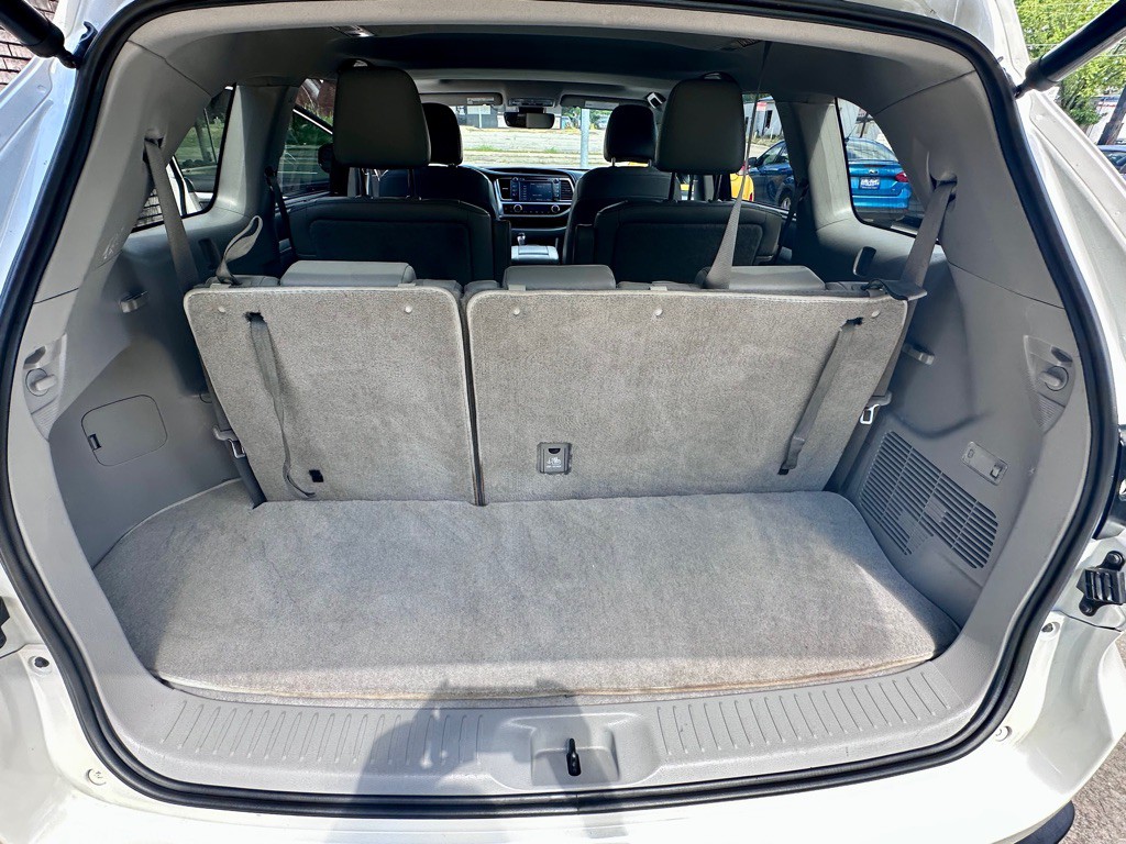 2019 Toyota Highlander Image 11