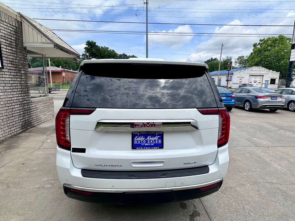 2021 GMC Yukon Image 4