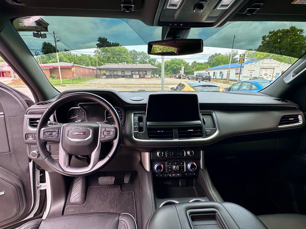 2021 GMC Yukon Image 10