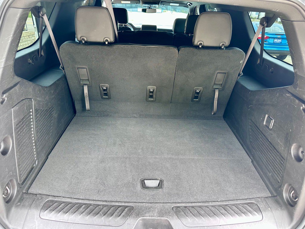 2021 GMC Yukon Image 12