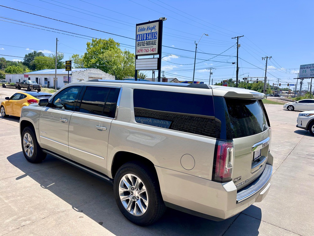 2016 GMC Yukon Image 5