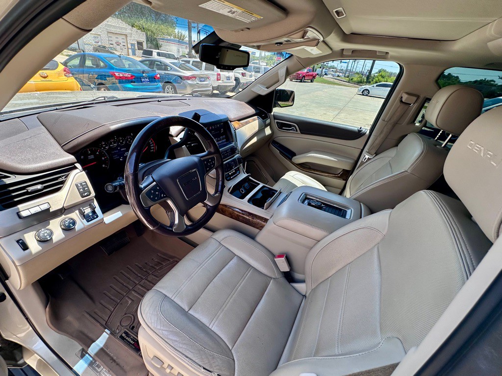 2016 GMC Yukon Image 7