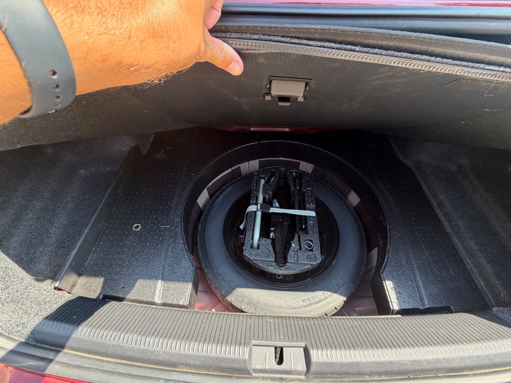 2017 Volkswagen Passat Image 13