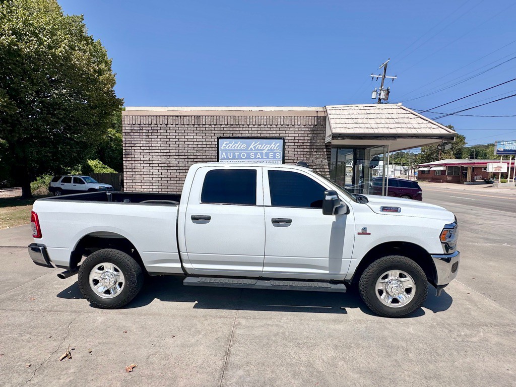 2024 RAM 3500 Image 2