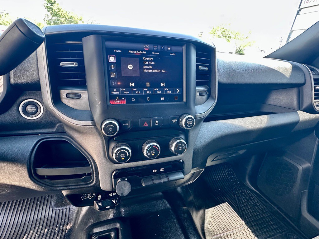 2024 RAM 3500 Image 12