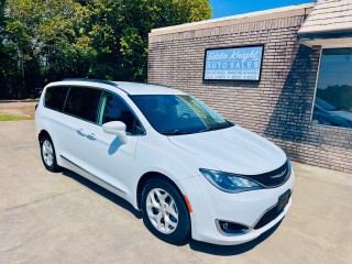 Image for 2017 Chrysler Pacifica Touring L ID: 7625425